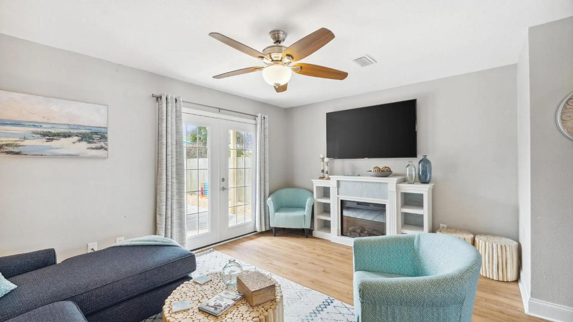 Coastal Retreat By The Beach Panama City Beach Holiday home